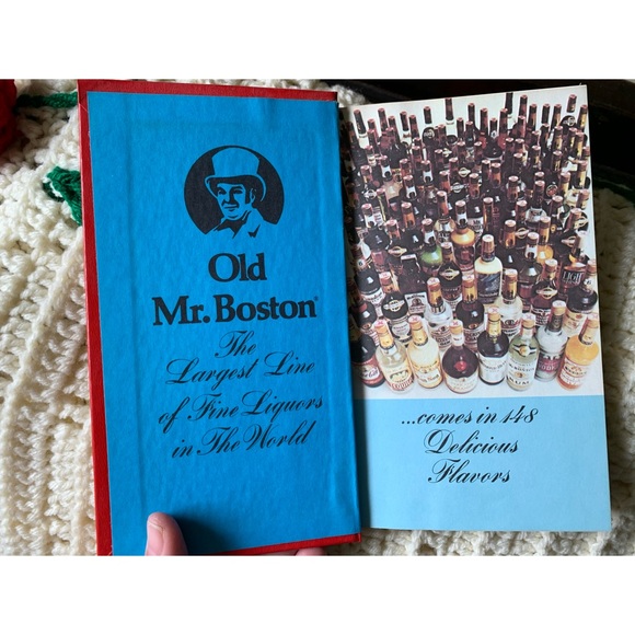 Mr Boston deluxe official bartender’s guide - Picture 4 of 11